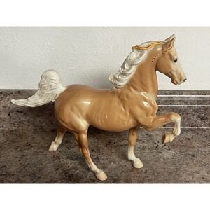 Breyer Vintage GLOSSY PALOMINO FIVE GAITER #53